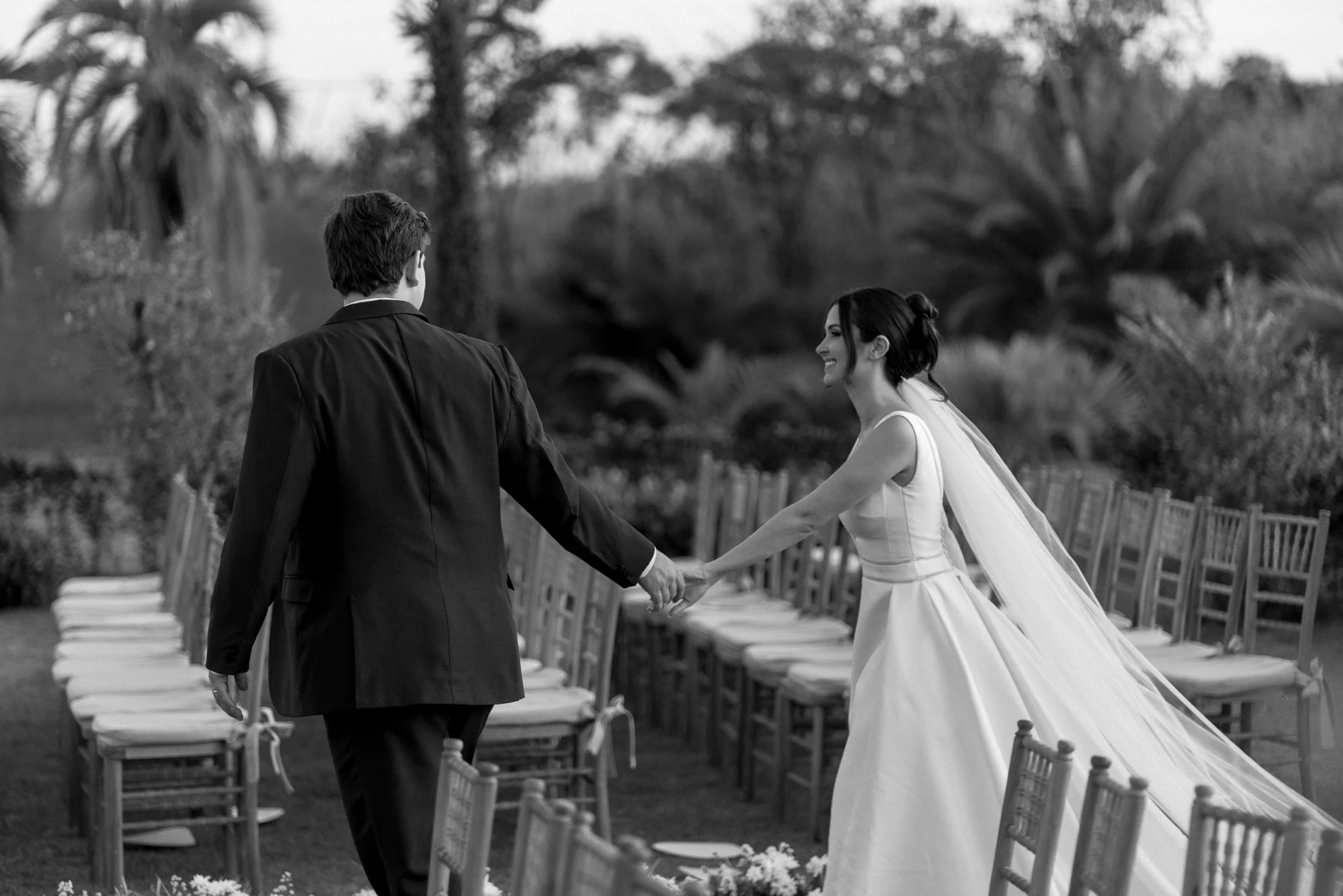 Quando Contratar o Fotógrafo de Casamento? O Momento Certo para Escolher Quem Vai Contar a Sua História