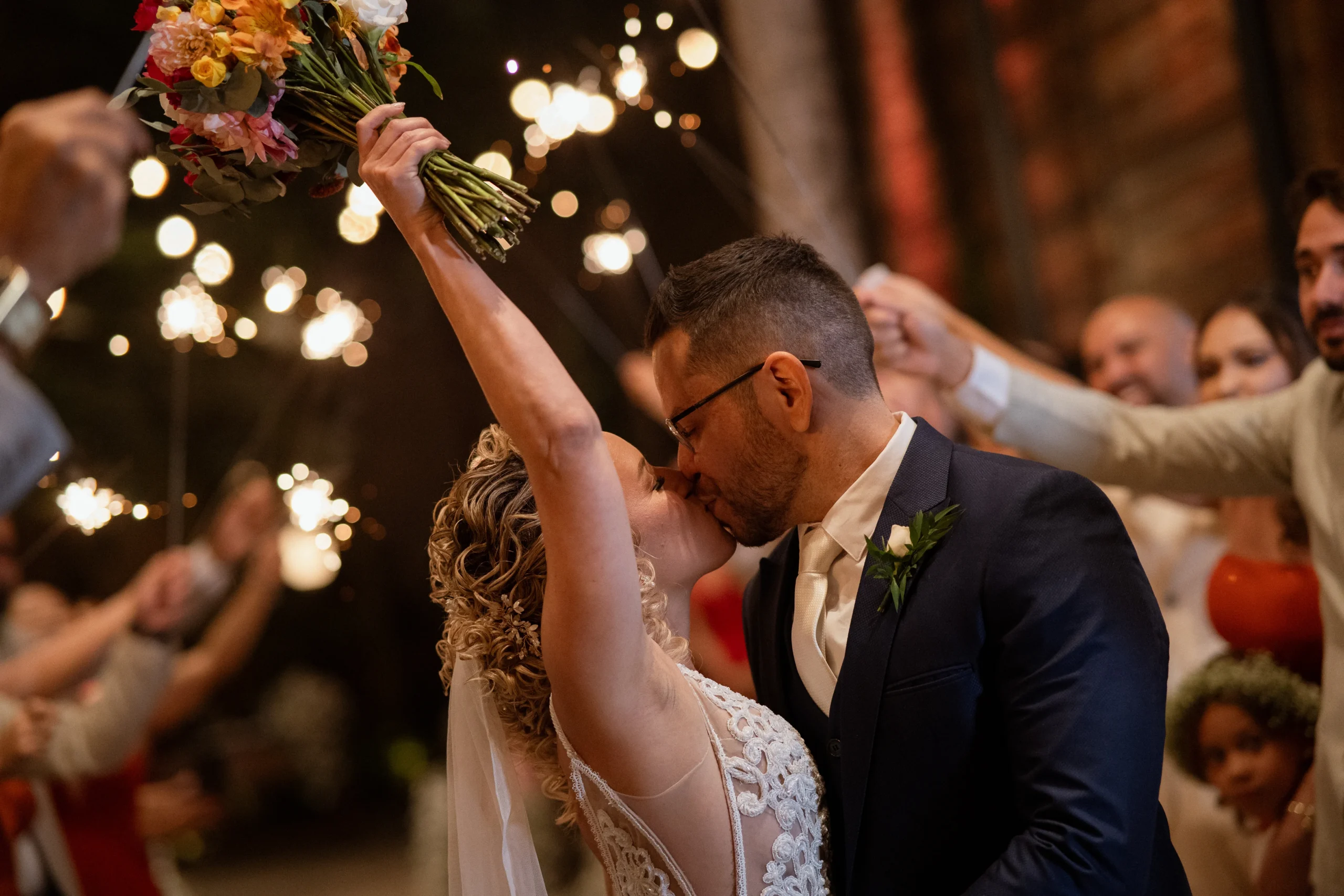 Paloma e Rafael Um Casamento de Fim de Tarde no Jardim Secreto